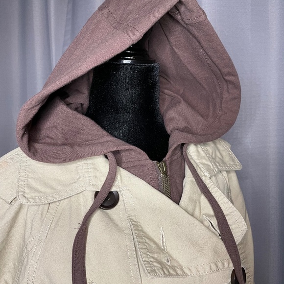 Dollhouse Outerwear Trench Style Jacket with Faux Hoodie Insert Size Medium - Picture 7 of 10